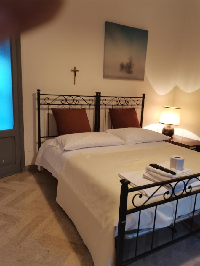Chez Martha Bed & Breakfast Верона Екстериор снимка