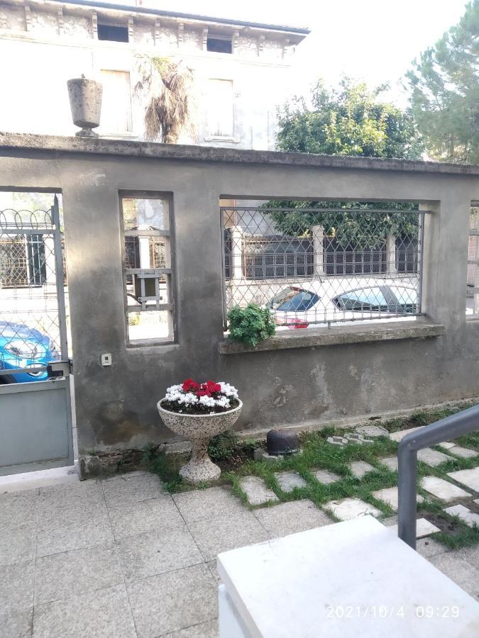 Chez Martha Bed & Breakfast Верона Екстериор снимка