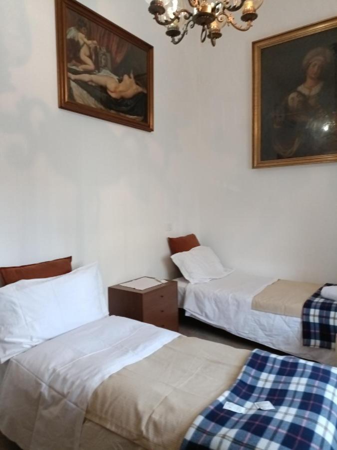Chez Martha Bed & Breakfast Верона Екстериор снимка