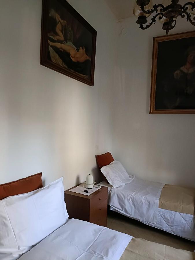 Chez Martha Bed & Breakfast Верона Екстериор снимка
