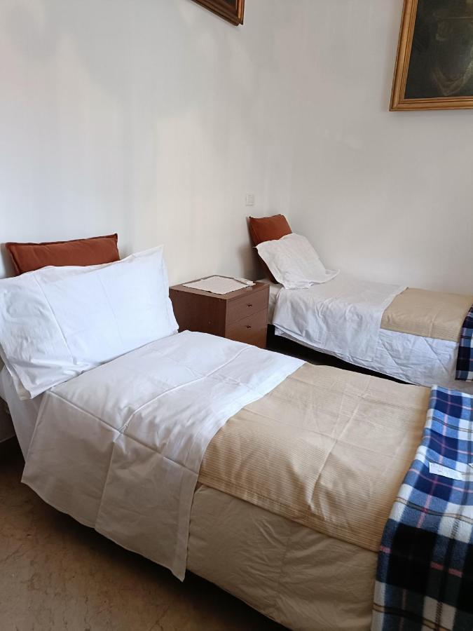 Chez Martha Bed & Breakfast Верона Екстериор снимка
